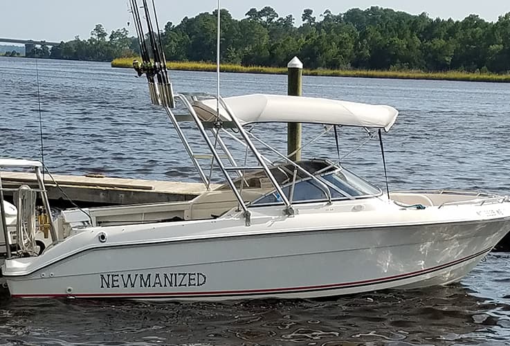 Fishing arch installed on a Wellcraft boat