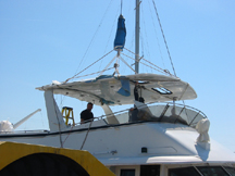 HiLine hardtop starboard installation detail