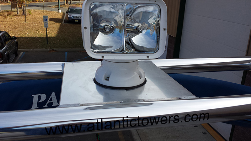 Searchlight integrated on Pontoon Arch for utility lighting