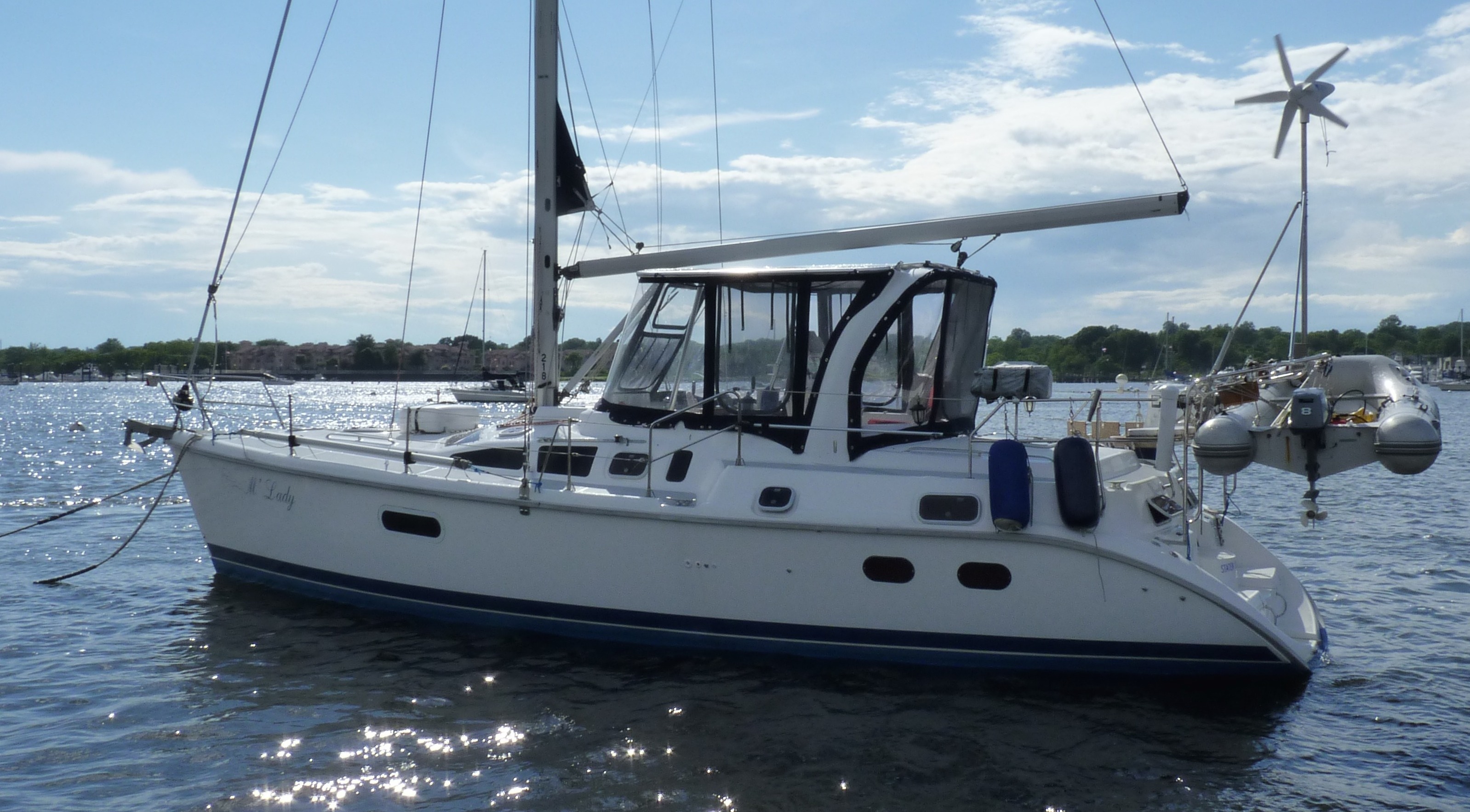Sailing vessel hardtop cockpit installation