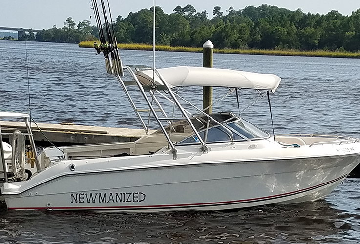 Fishing arch installed on a Wellcraft boat